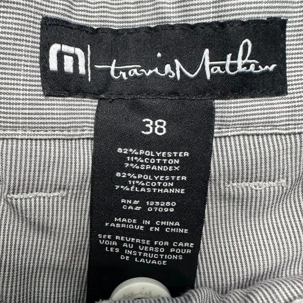 Travis Mathew Men's Flat Front Shorts White and Gray Micro Stripes Size 38